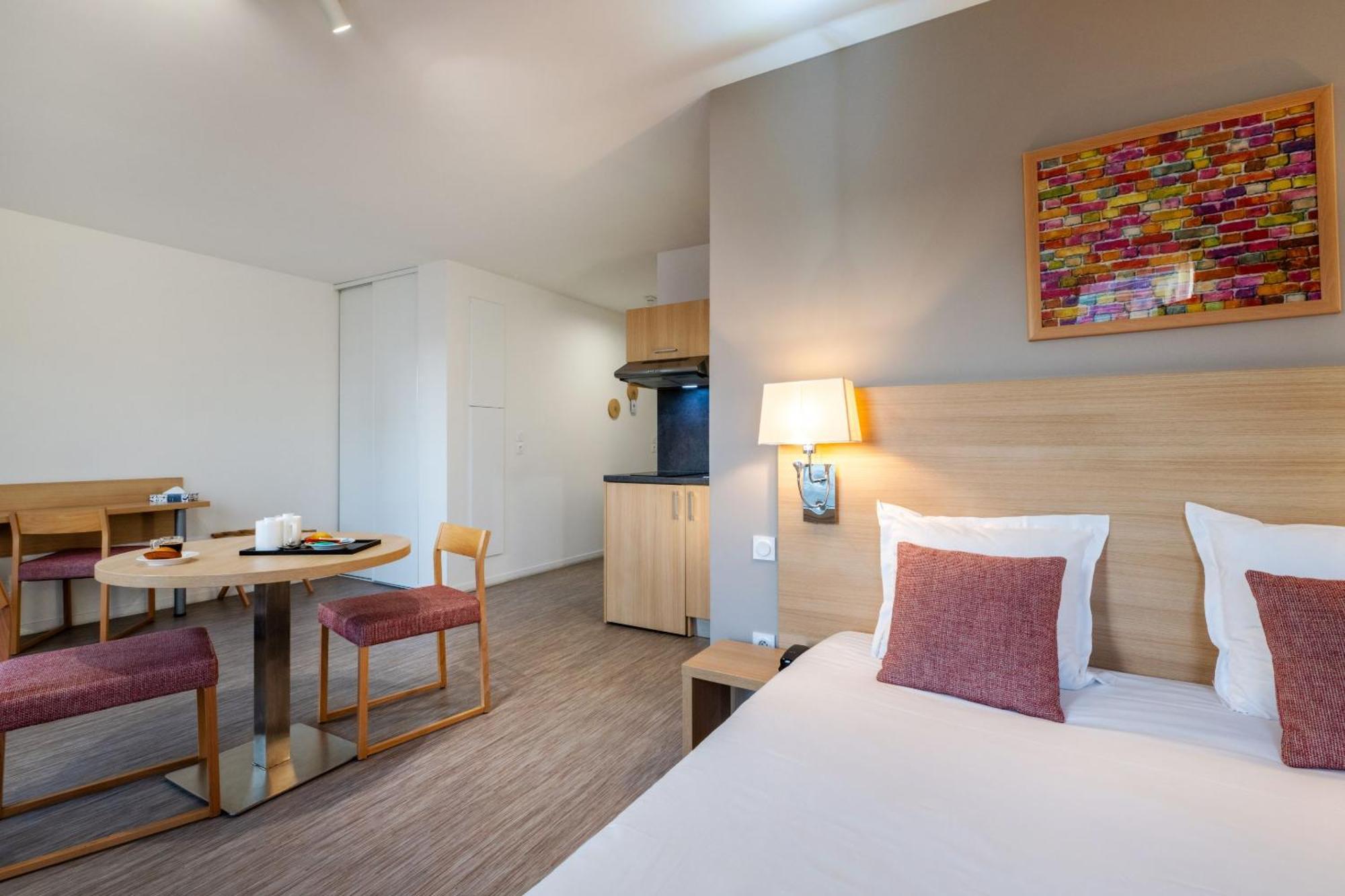 Appart Hotel Odalys City Nantes Cite Des Congres Exterior foto